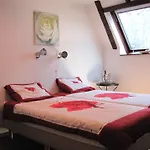 Le Clos De Banes 3*