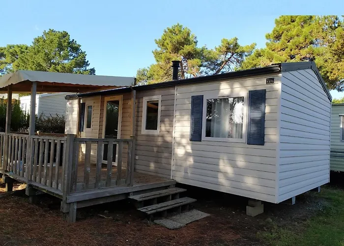 Frühstückspension Le Clos De Banes 3*